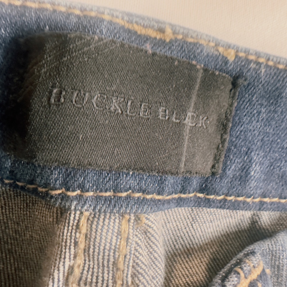 BUCKLE BLACK NWOT Fit No 53 Skinny Jeans - Sz 25 x 32 (tall) or Size 0 - Picture 5 of 5